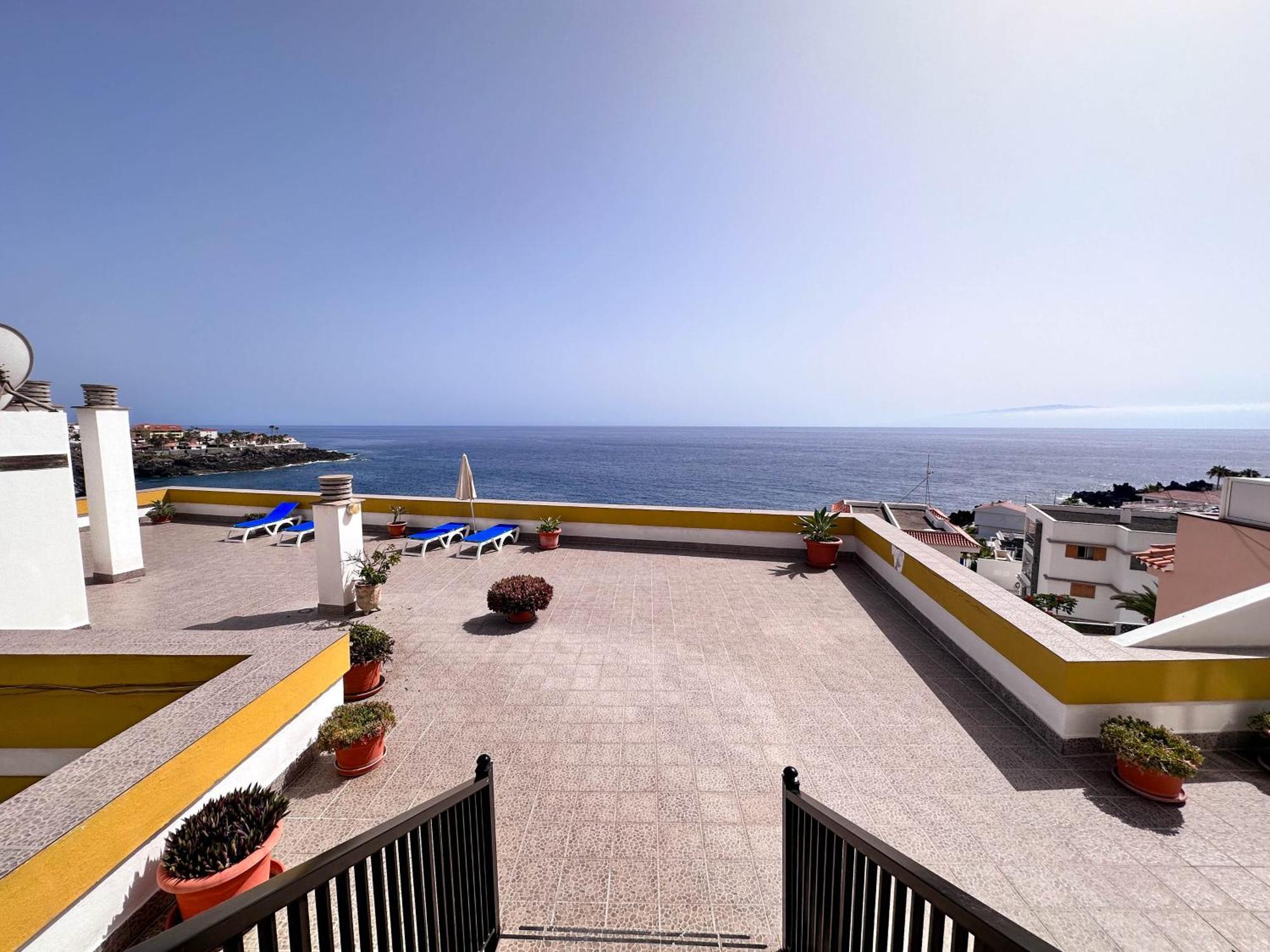 Black Sand Holiday Home بويرتو دي سانتياغو المظهر الخارجي الصورة